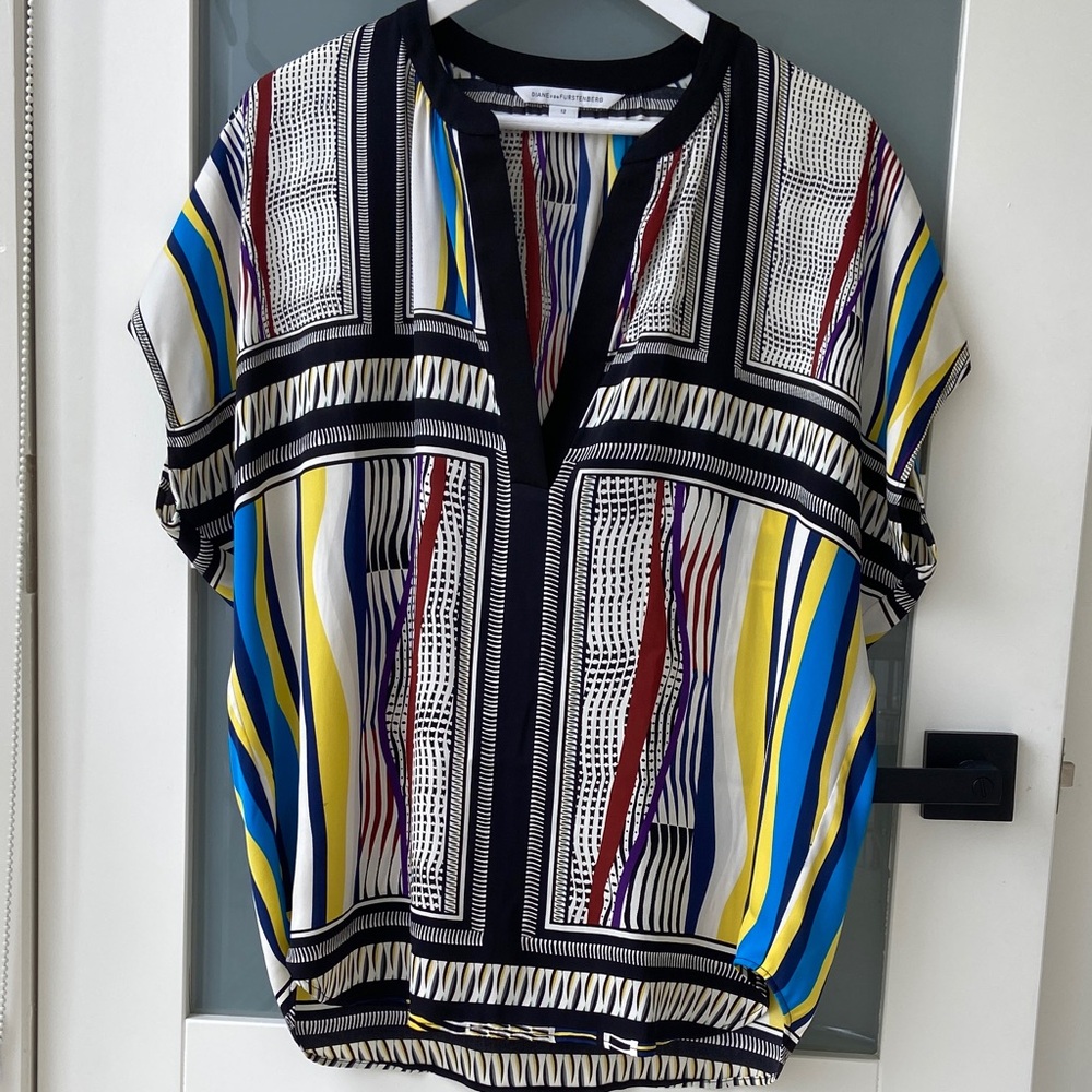 Diane Von Furstenberg Multicolor Striped & Geometric V-Neck Blouse